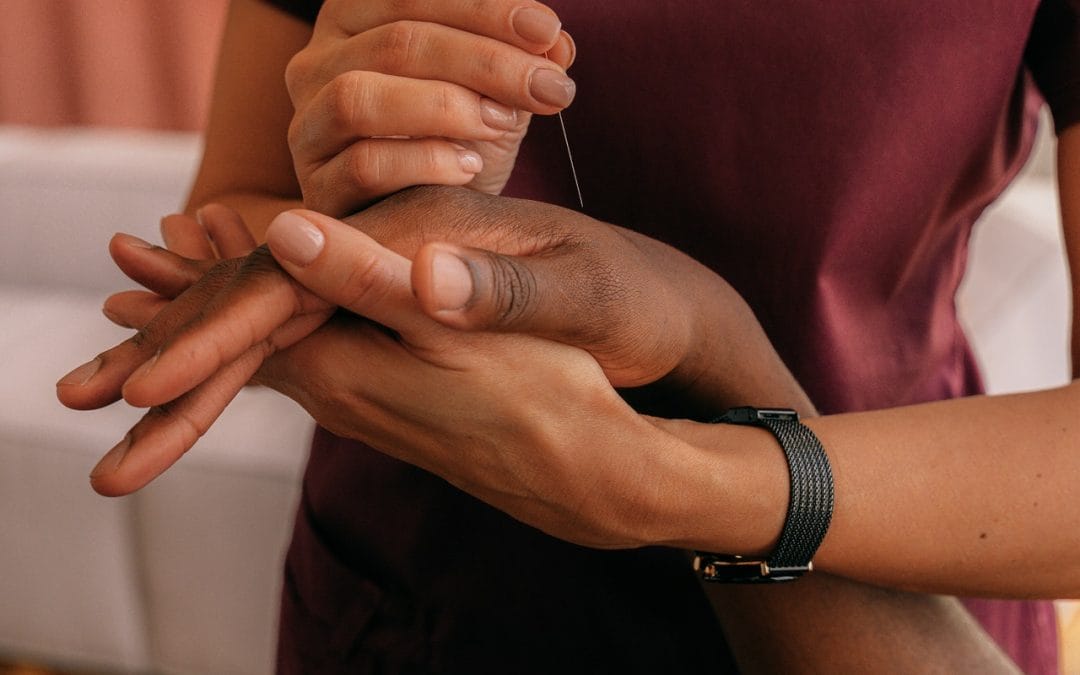 How Acupuncture Helps Autoimmune & Chronic Illness Improve